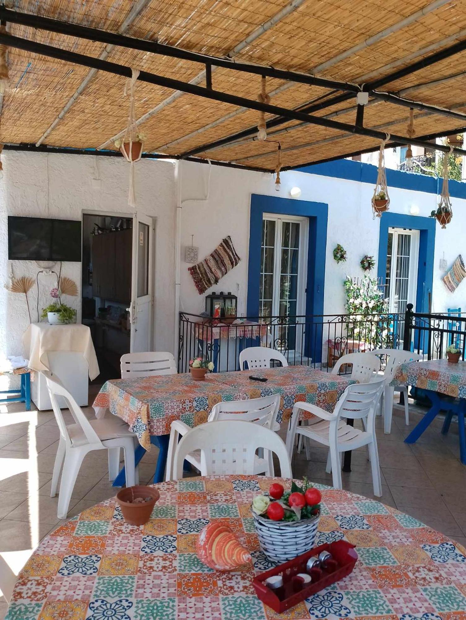 Cleios Rooms And Studios, Kalymnos 85200 Panormos  エクステリア 写真