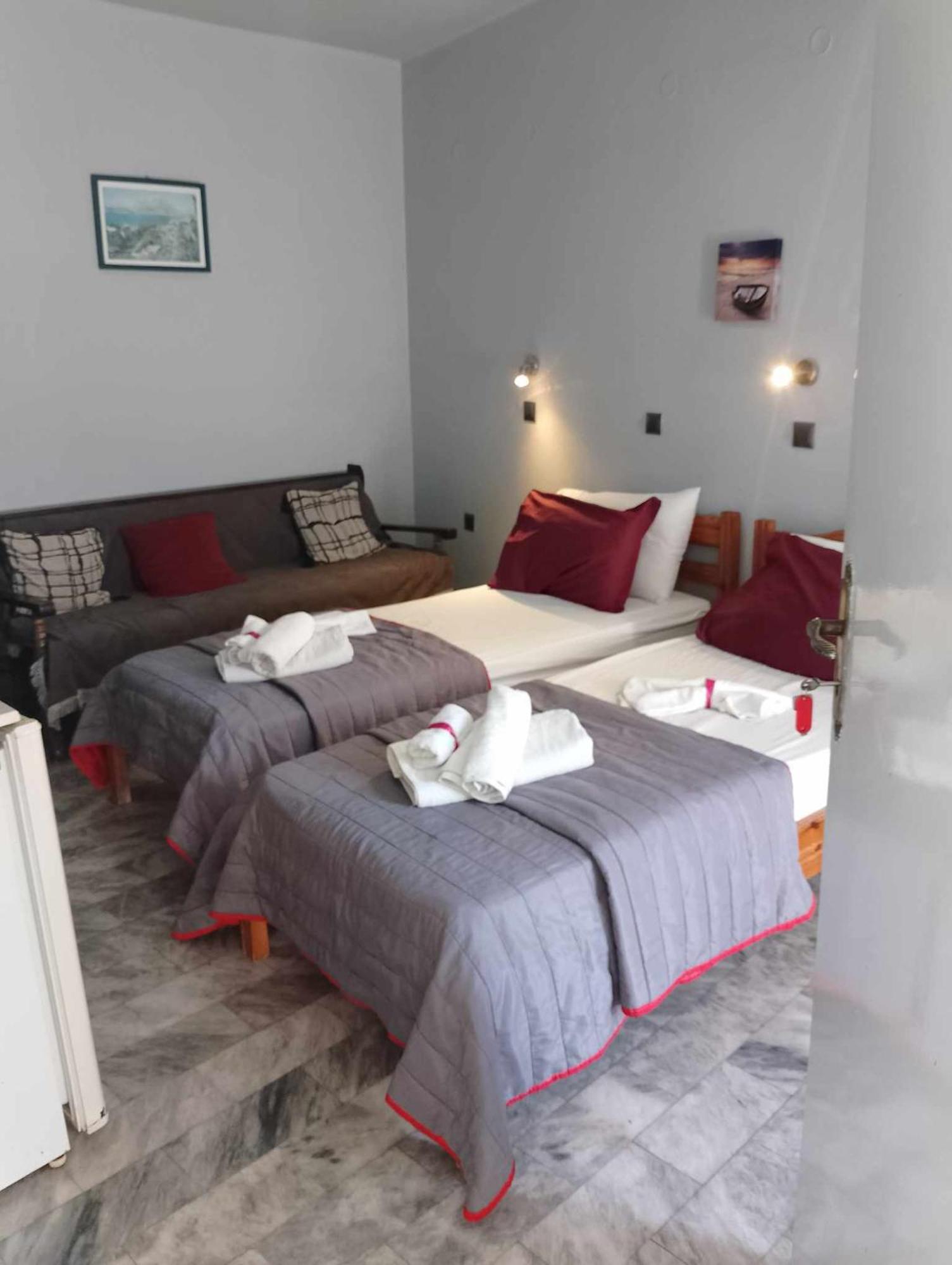 Cleios Rooms And Studios, Kalymnos 85200 Panormos  エクステリア 写真