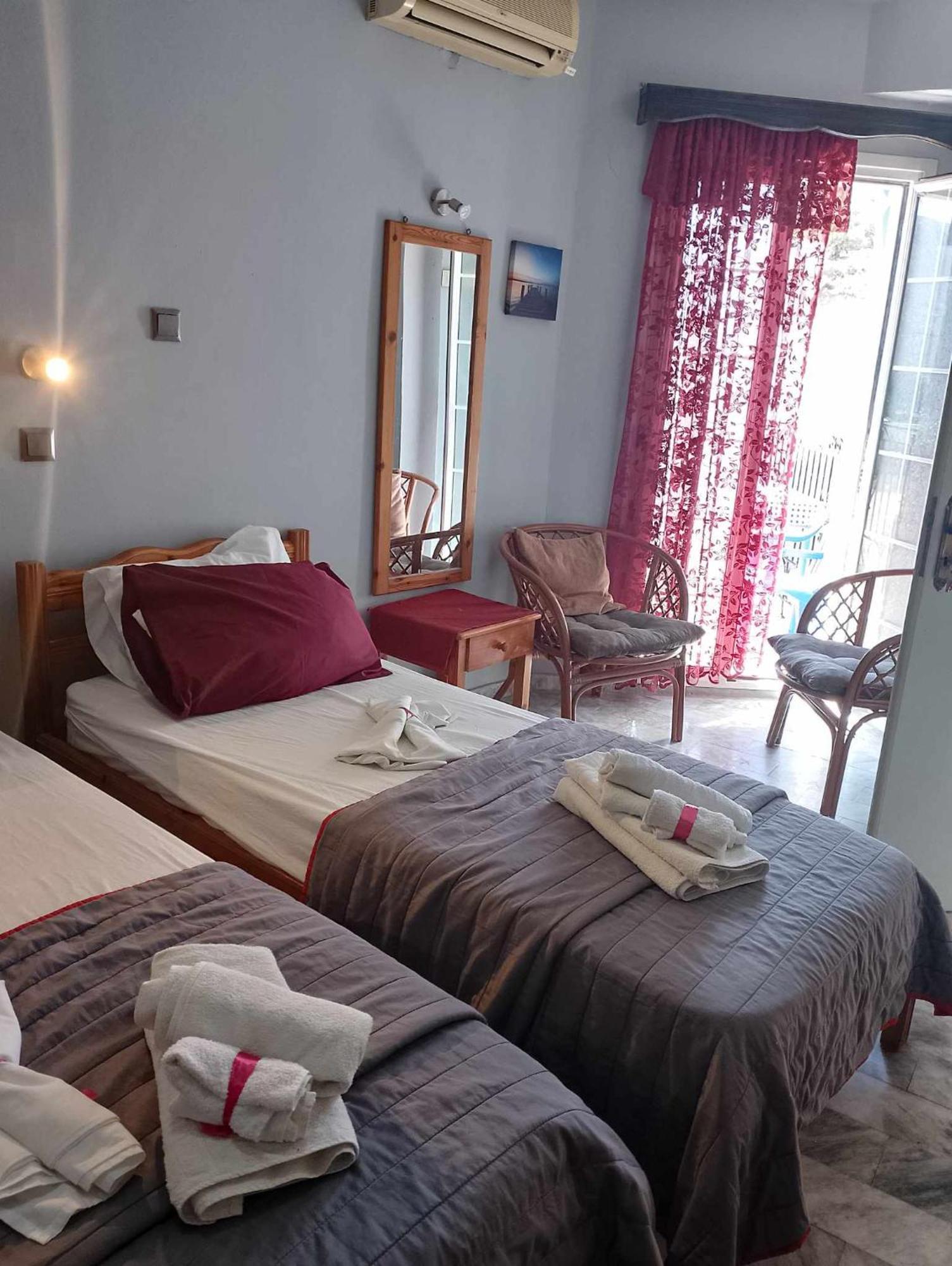 Cleios Rooms And Studios, Kalymnos 85200 Panormos  エクステリア 写真